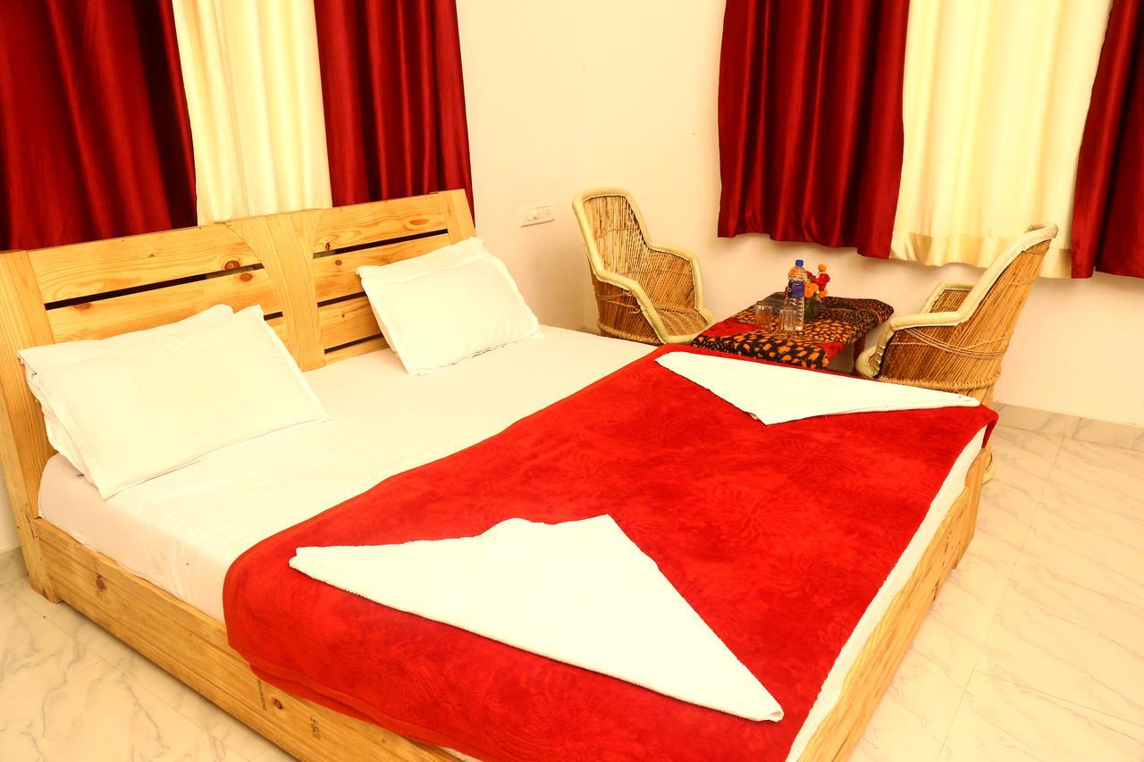 Winter Mountain Resort Pushkar Buitenkant foto